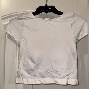 White fitted top with pads